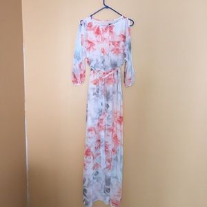 Vince Camuto Cold Shoulder Maxi Dress